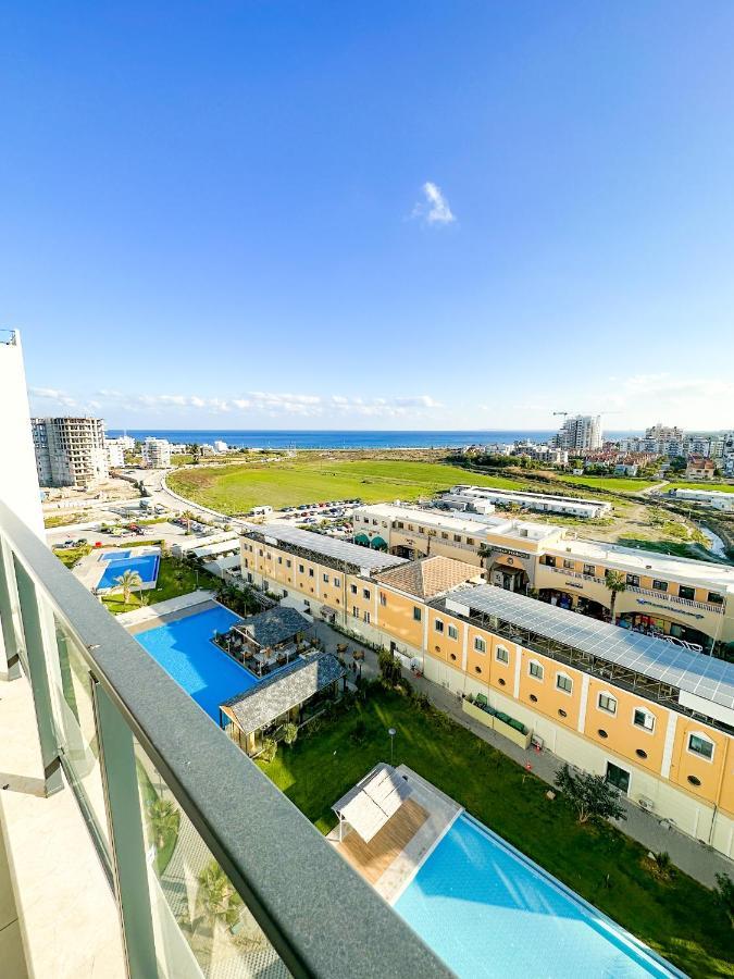 Luxury Sea View Two Bedroom Apartment In Caesar Resort & Spa, Long Beach Perivolia tou Trikomou Exterior foto
